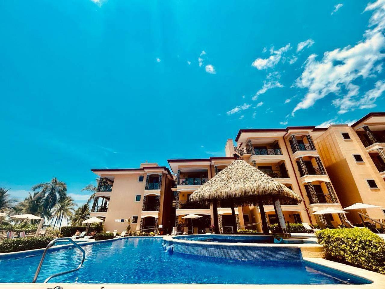 Apartamento De Lujo Las 3 Gotas Jaco, Frente Al Mar Con Vista A La Playa Esterno foto