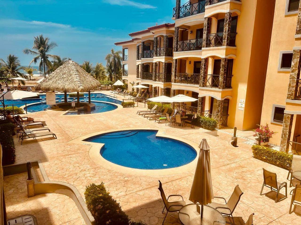 Apartamento De Lujo Las 3 Gotas Jaco, Frente Al Mar Con Vista A La Playa Esterno foto