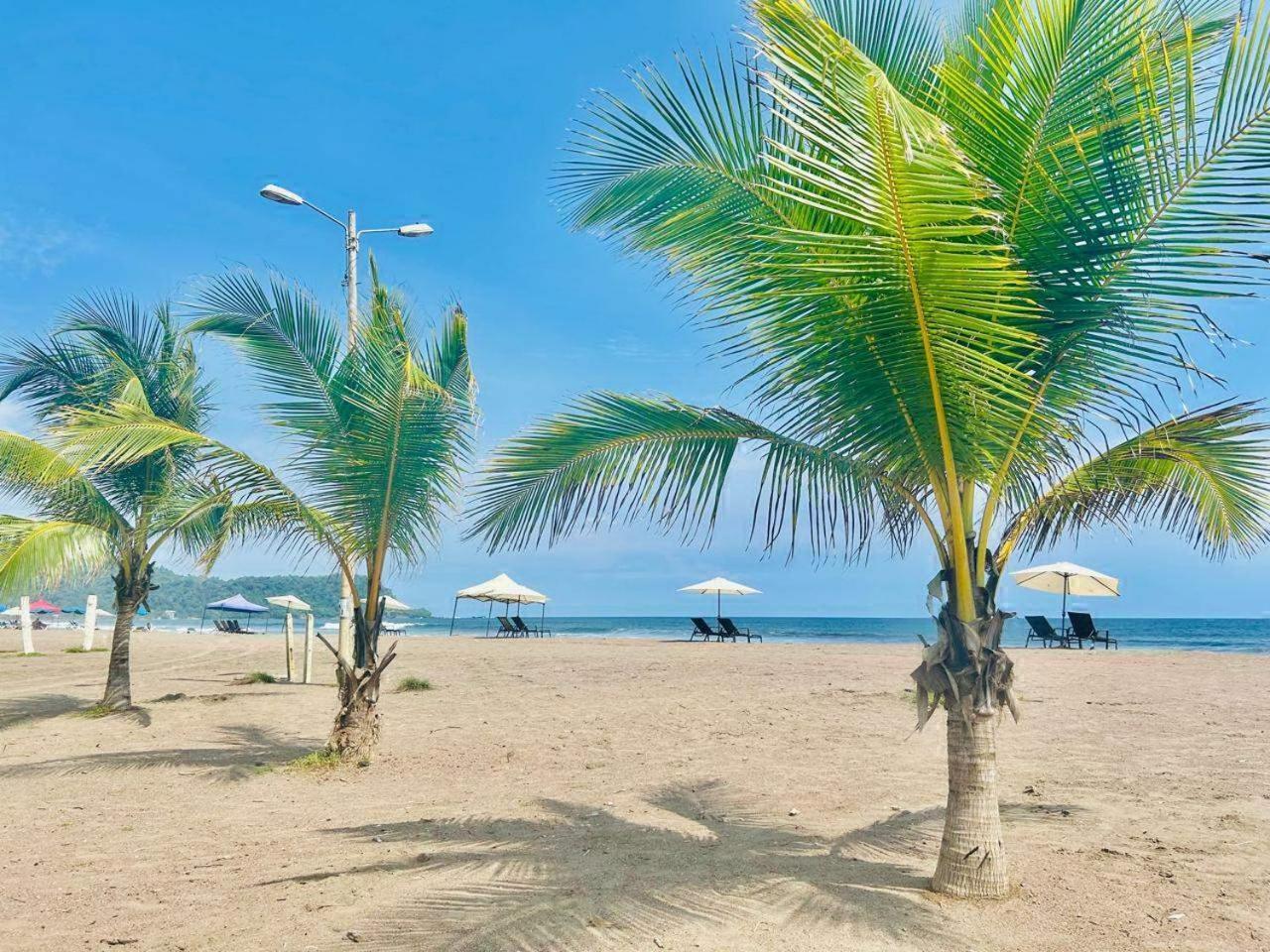 Apartamento De Lujo Las 3 Gotas Jaco, Frente Al Mar Con Vista A La Playa Esterno foto
