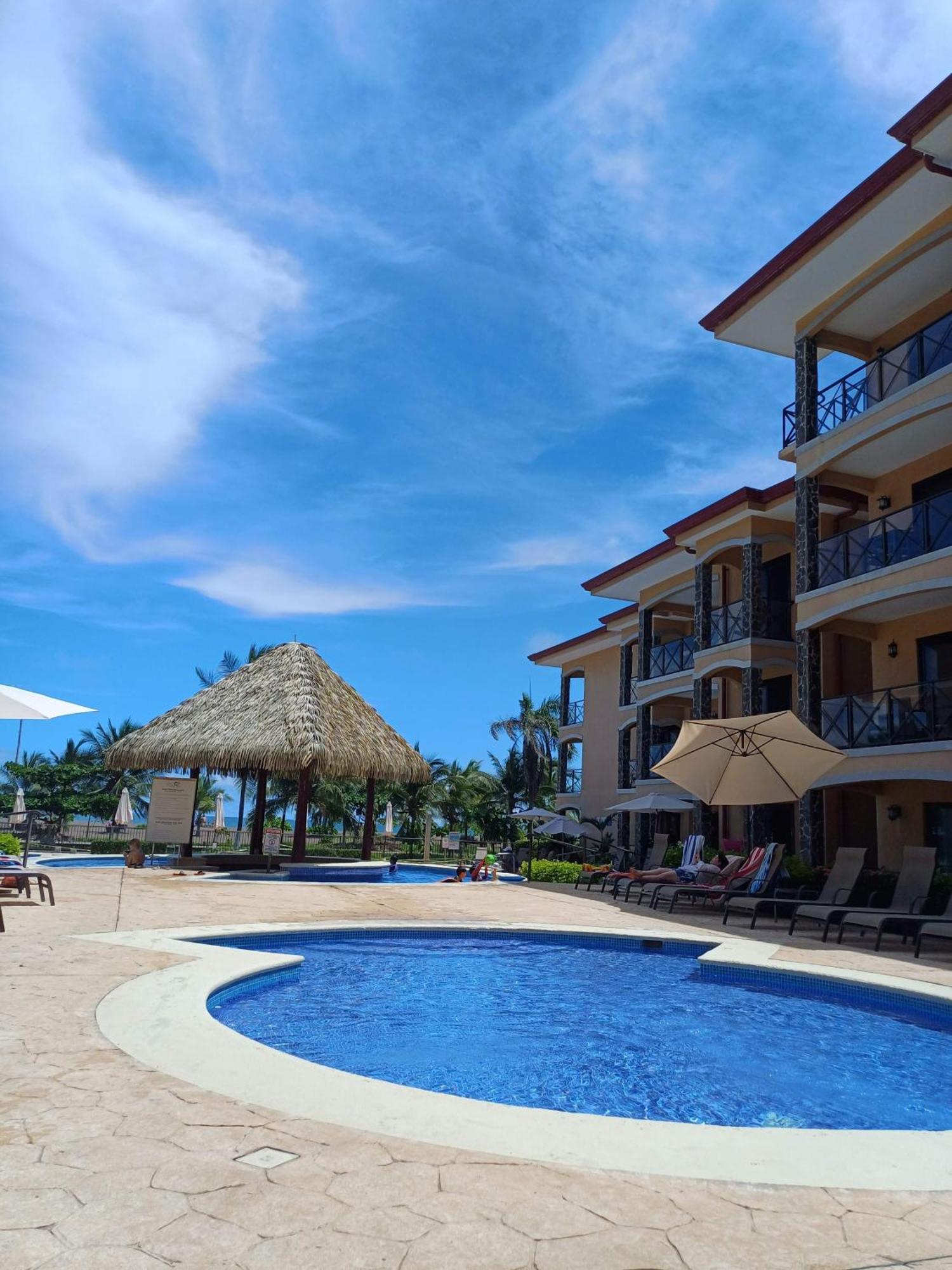 Apartamento De Lujo Las 3 Gotas Jaco, Frente Al Mar Con Vista A La Playa Esterno foto